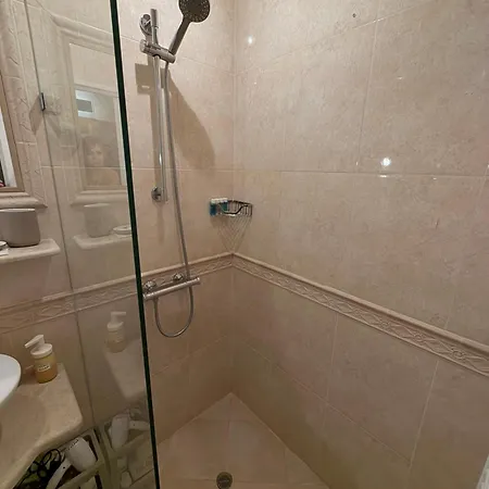 Luxury Studio2 In Friends *