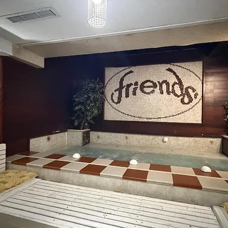 Luxury Studio2 In Friends Апартамент *